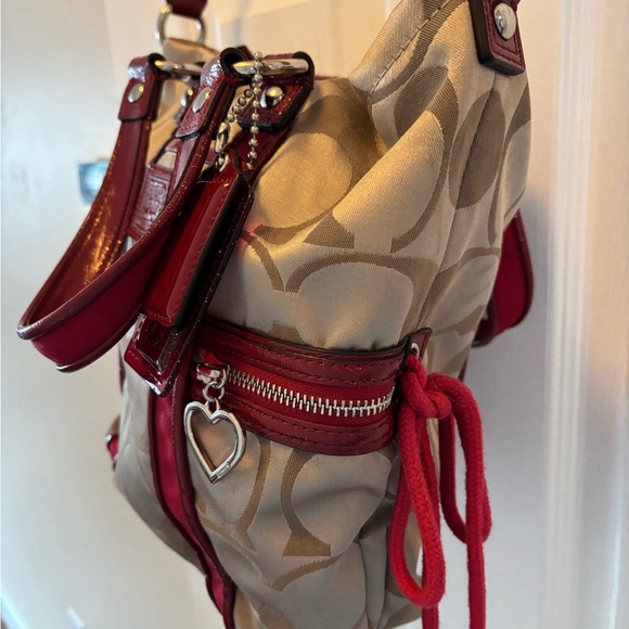 Coach Poppy 2012 Daisy Signature C F20101 Tan & Red Satchel/Crossbody BNOT - Picture 6 of 15